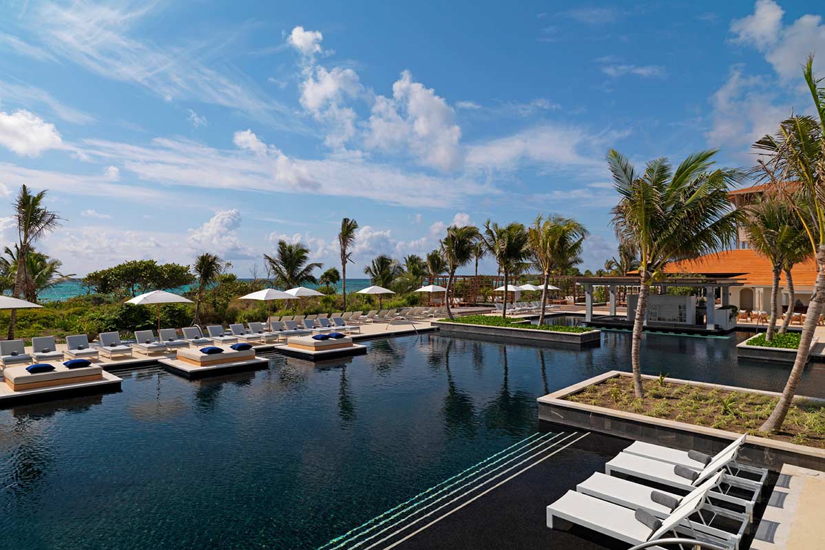 UNICO Pool